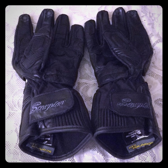 Scorpion Women’s Long Gloves - Picture 6 of 8
